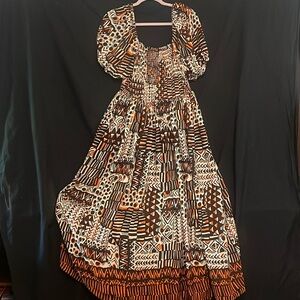1X african print dress beautiful colors very comfortable.